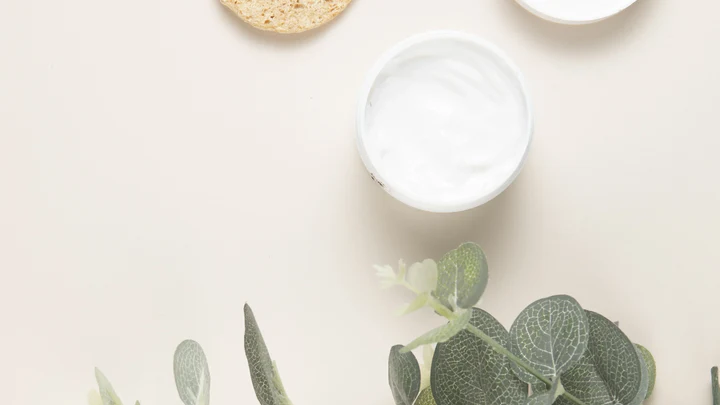 Belleza Natural: Beneficios de Usar Cosmética Libre de Tóxicos